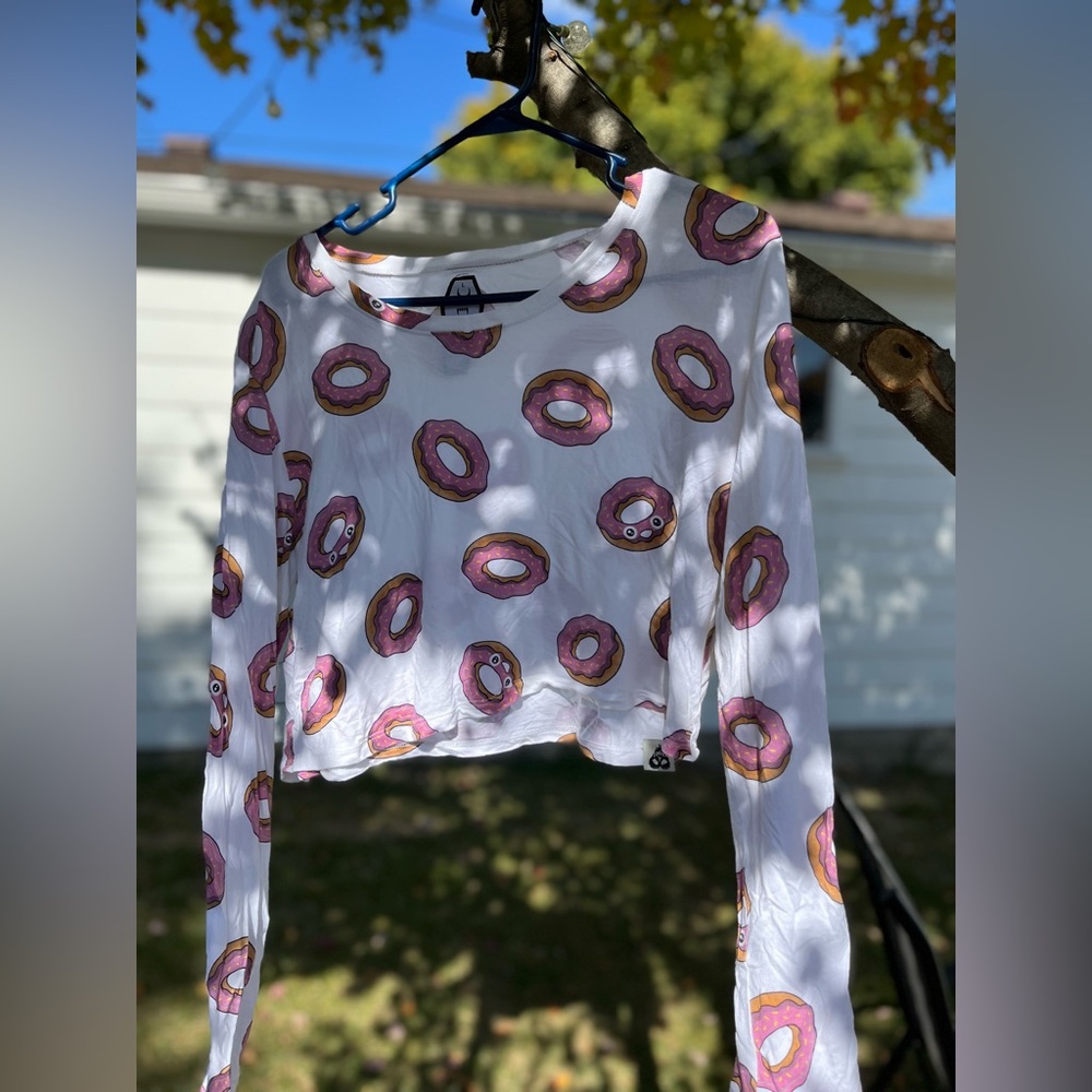 Drop Dead cropped donut shirt